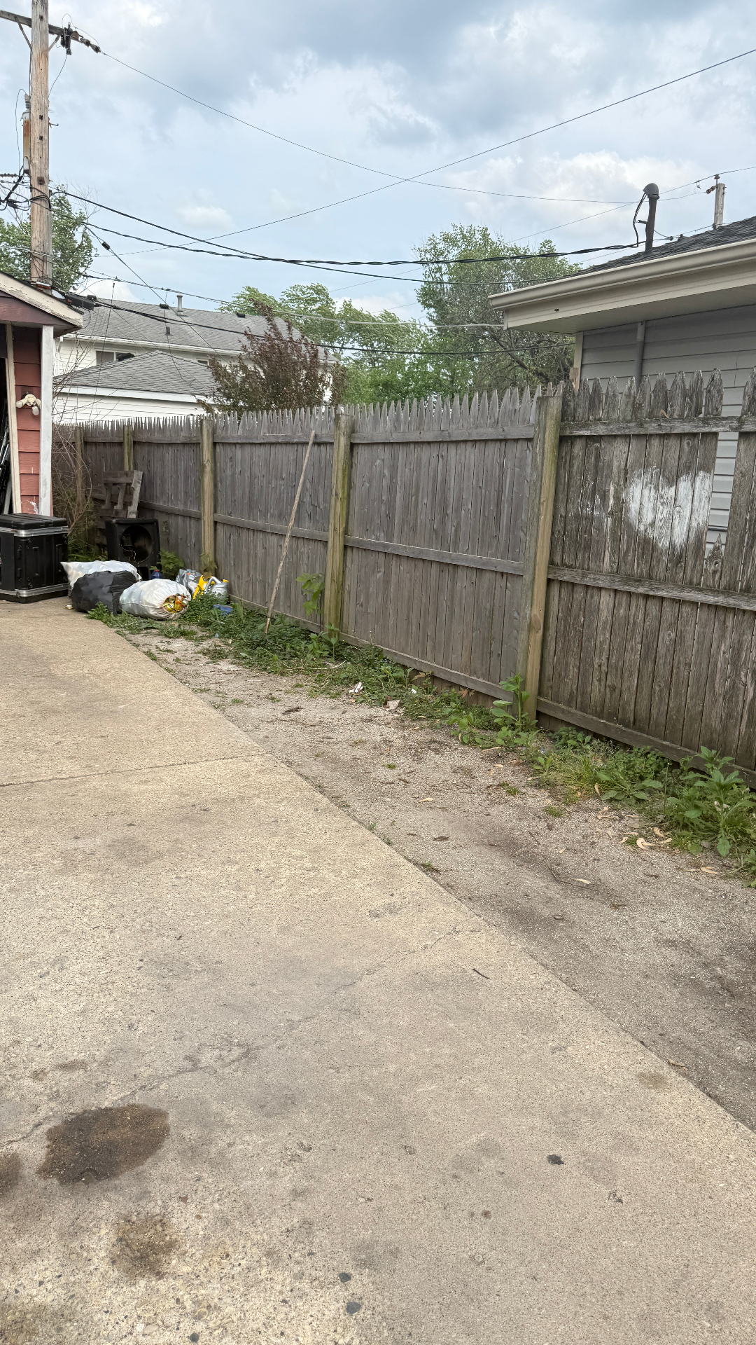 Clean side yard Wheeling after haul-away